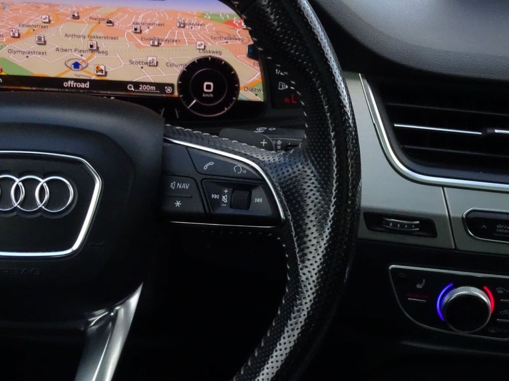 Audi Q7 3.0 tdi e-tron quattro sport s-line | pano | 22"