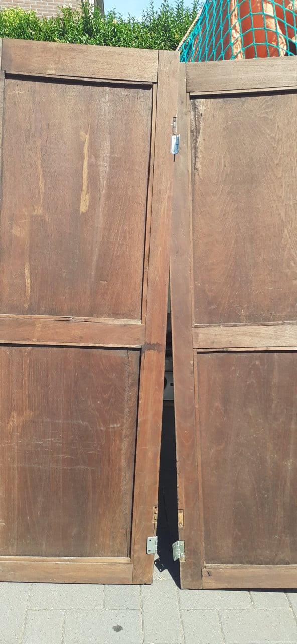 Oude hoge Kast & Diverse Kasten,. Kabinet