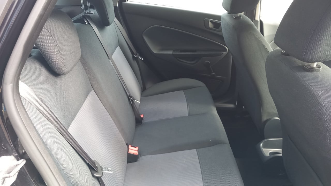 Ford Fiesta 1.25 limited 5deurs bj:2011 airco 121.000 km i.z.g.st