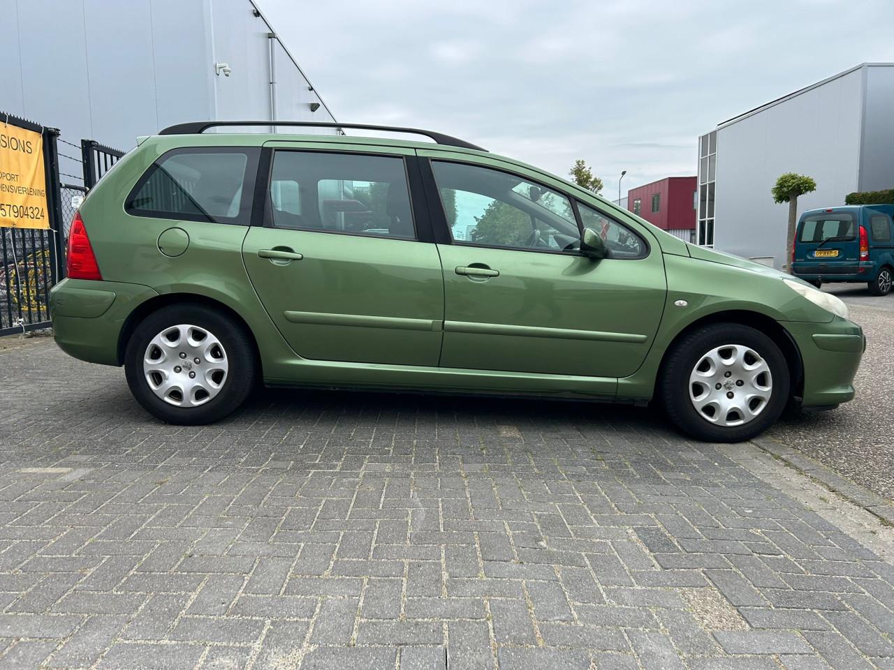 Peugeot 307 Break 1.4-16V XS €899 APK tot December