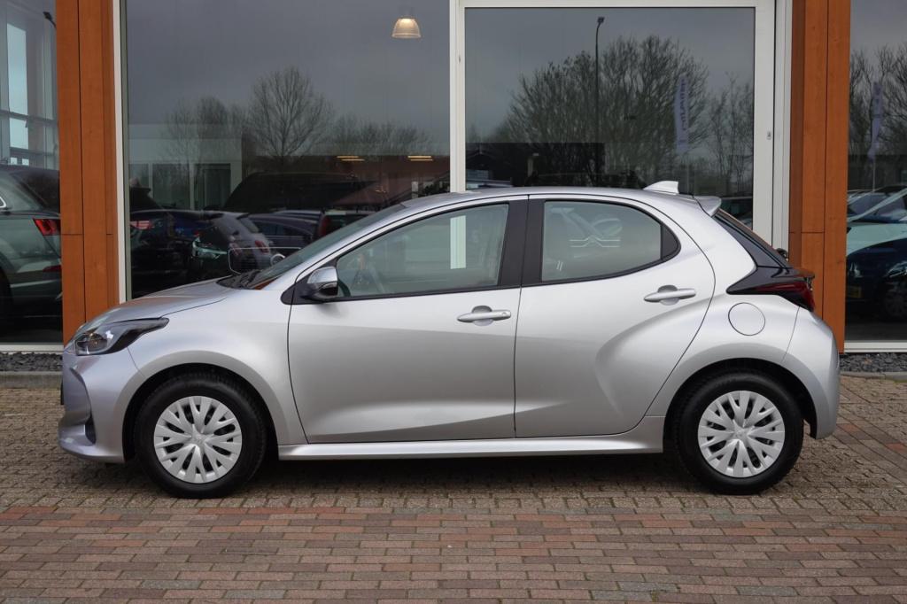 Toyota Yaris 1.5 vvt-i active
