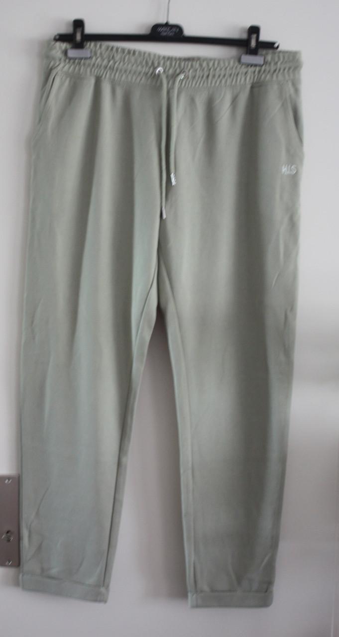 Licht groene joggings broek  maat 44-46