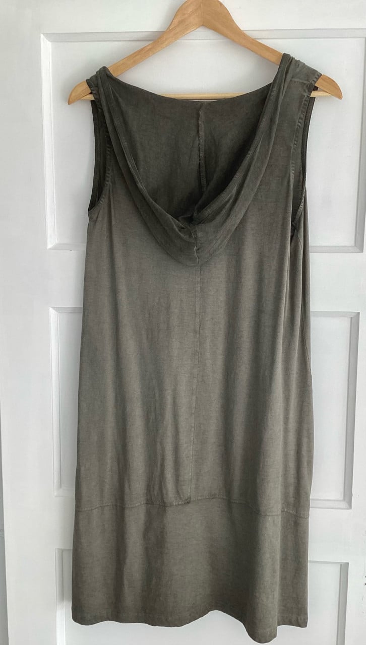 Nieuwe zomerjurk met capuchon en zakken merk rainbow maat xl