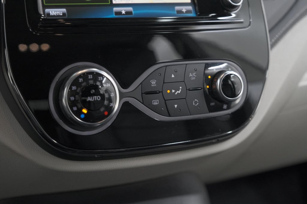 Renault Captur tce 150 edc initiale paris | trekhaak | camera | panoramadak