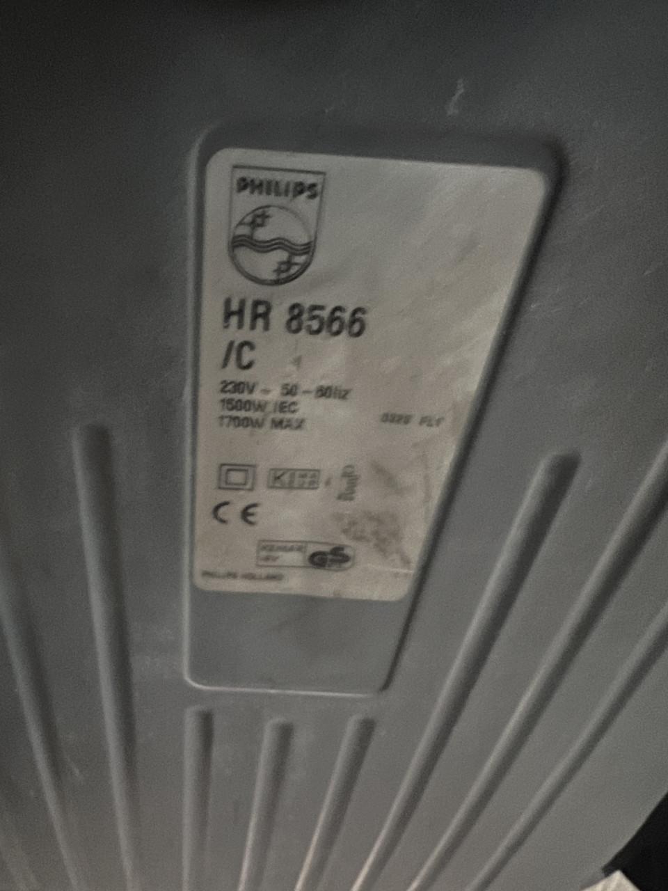 Philips mobilo plus Max 1700 watt stofzuiger als nieuw met hulpstukken