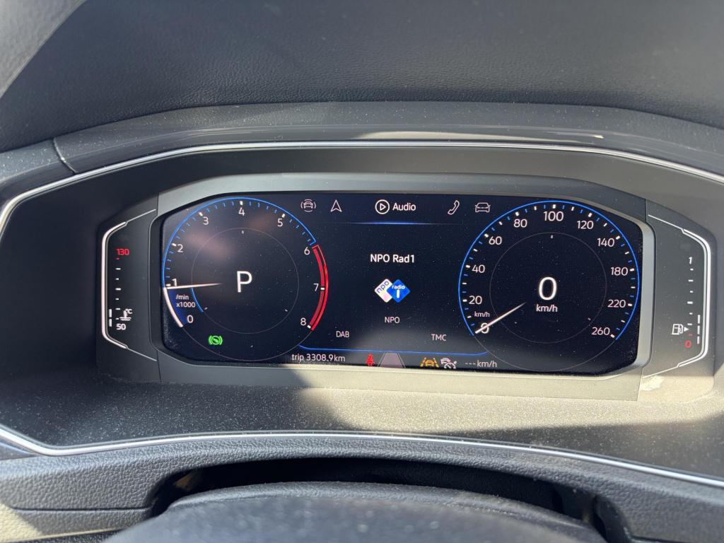 Volkswagen T-roc 1.5 tsi sport dsg virtuele cockpit |navigatie|trekhaak