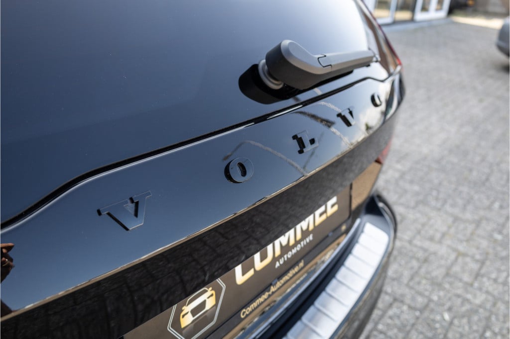 Volvo V60 2.0 t6 plug-in hybrid awd plus dark ✅h&kaudio✅pano✅fullled✅leder