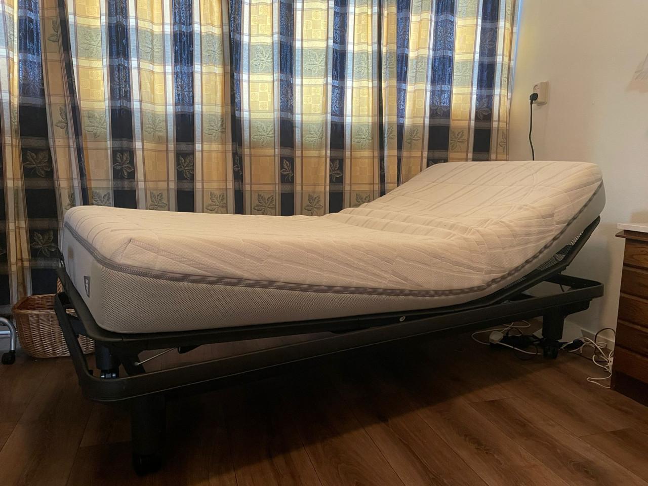 Auping eenpersoonsbed inclusief Auping matras