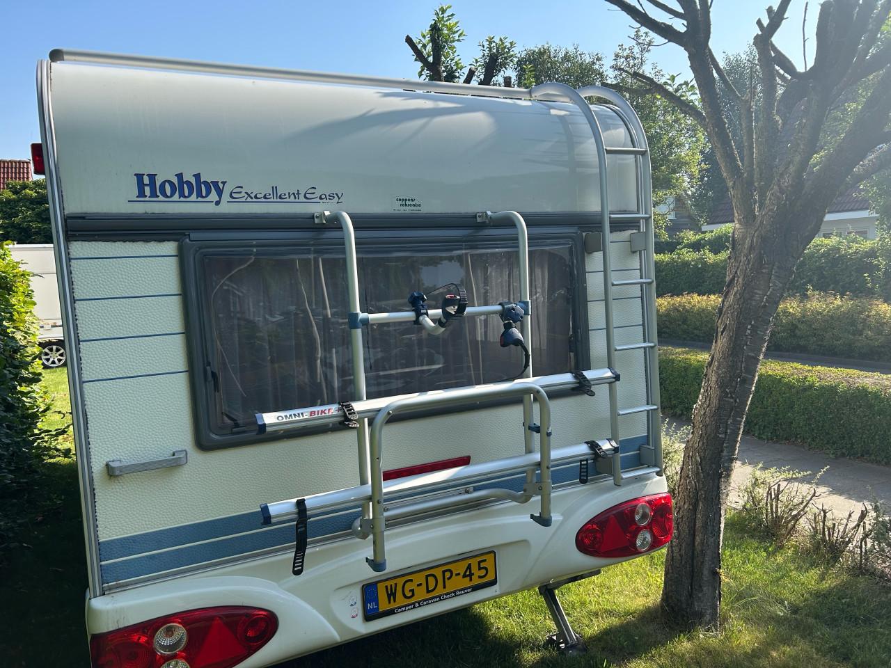 Hobby Excellent Easy Caravan met Voortent, luifel en Mover