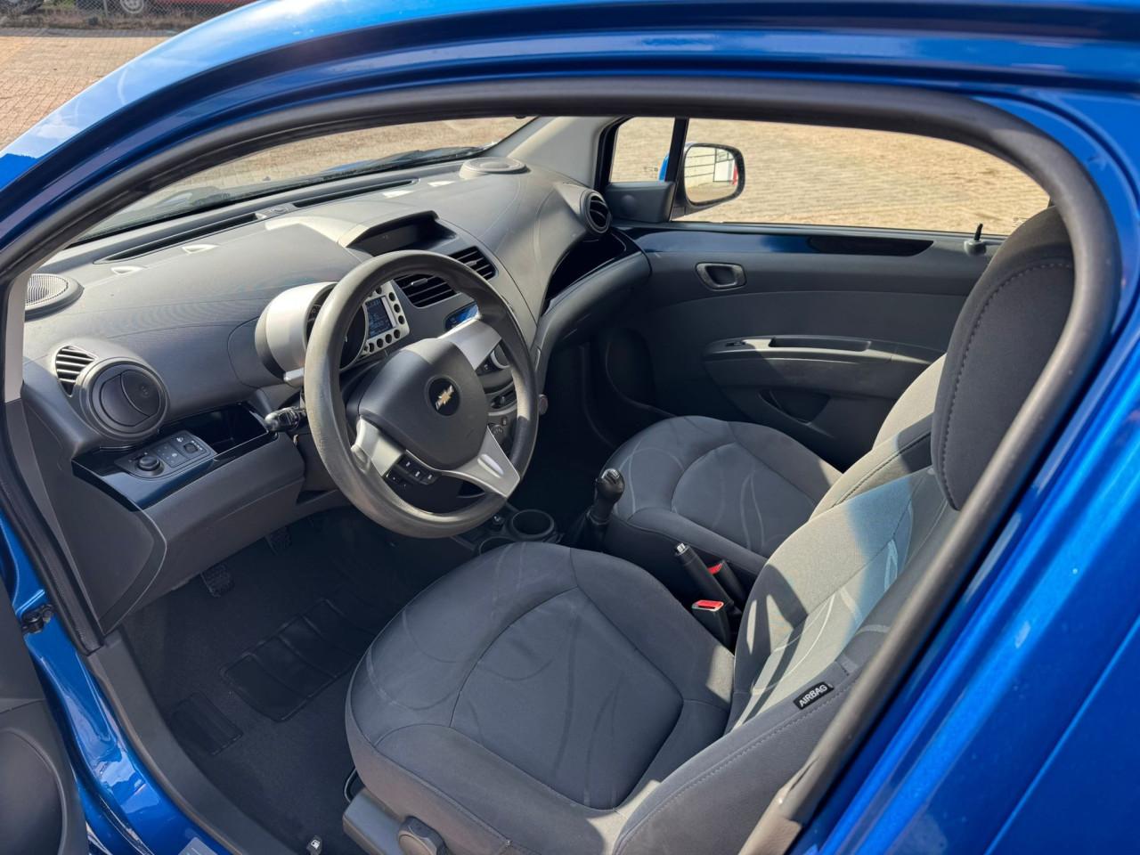 Chevrolet spark LPG  bj 2011  2000 euro