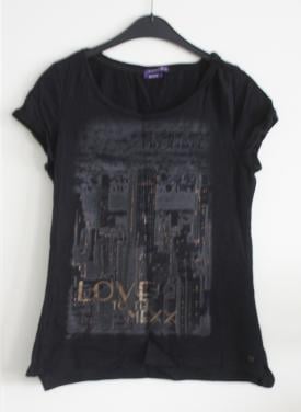 Zwart tshirt  met print maat m
