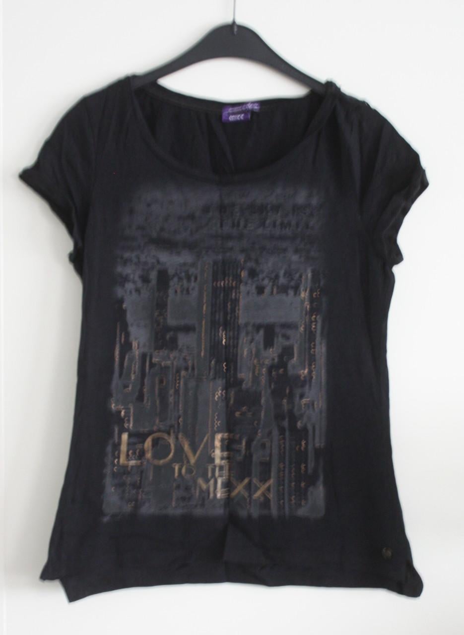 Zwart tshirt  met print maat m