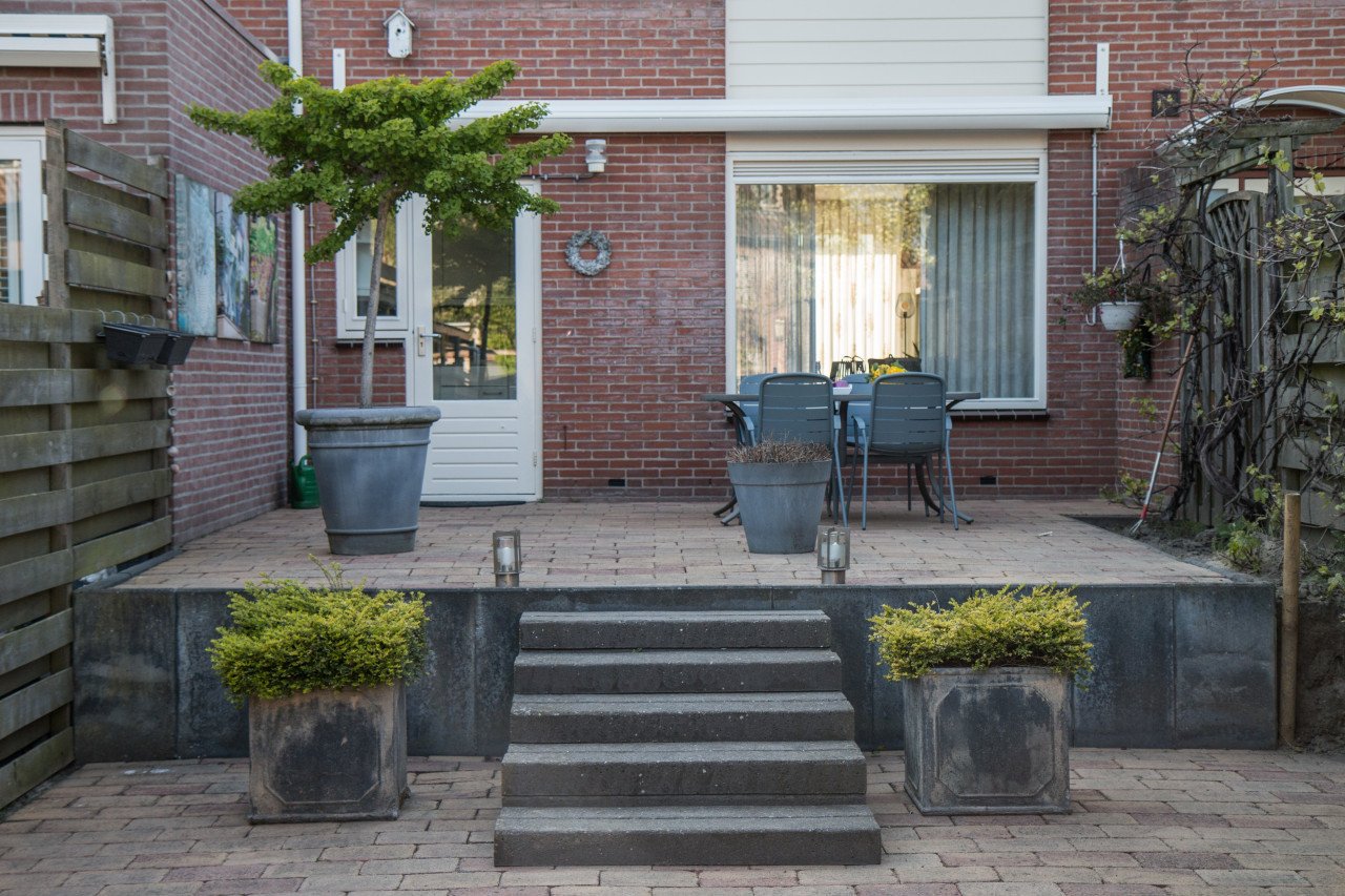 Gemeubileerde eengezinswoning, 4 slaapkamers, tuin en berging in Terneuzen
