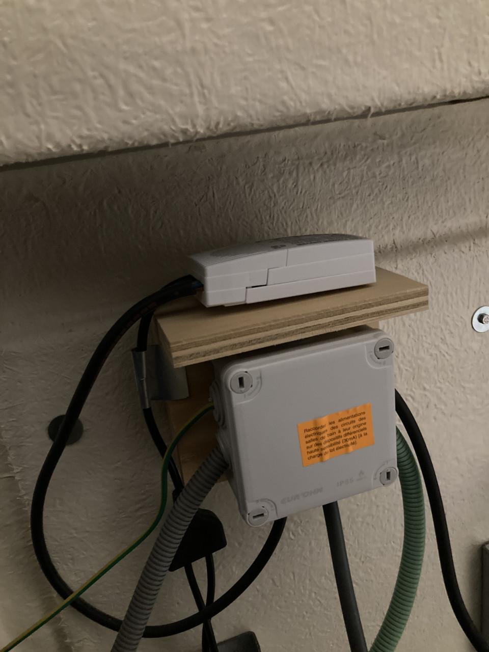 Douche & toilet unit