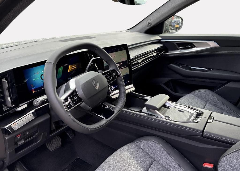 Renault Austral 1.2 e-tech full hybrid 200 techno - nieuw model / pack look