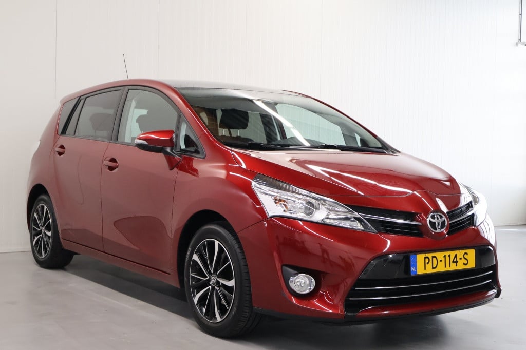 Toyota Corolla Verso 1.8 vvt-i volcano edition