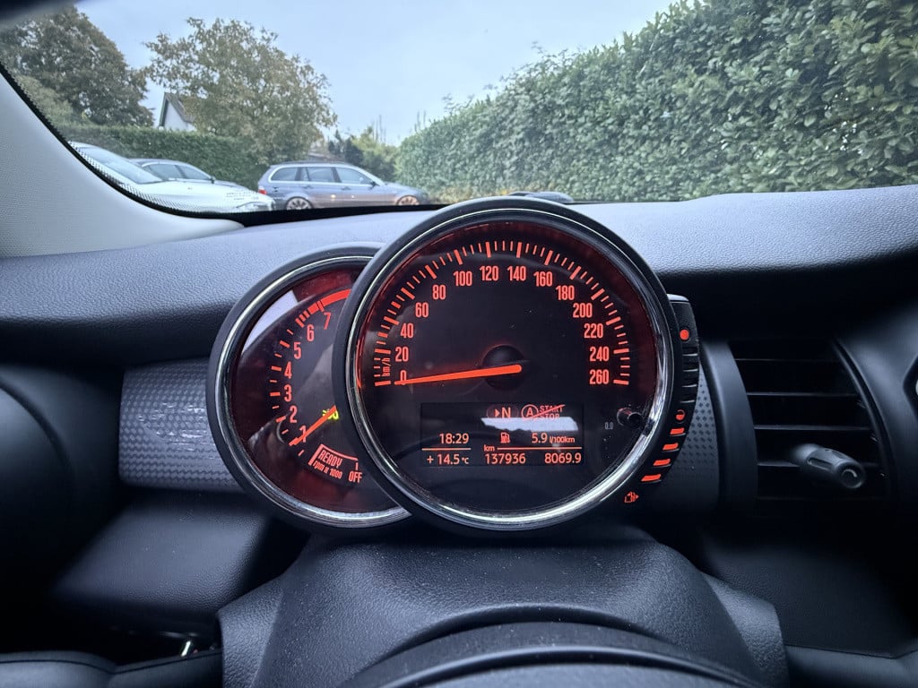 Mini Cooper mini 1.5 navigatie business 3-drs