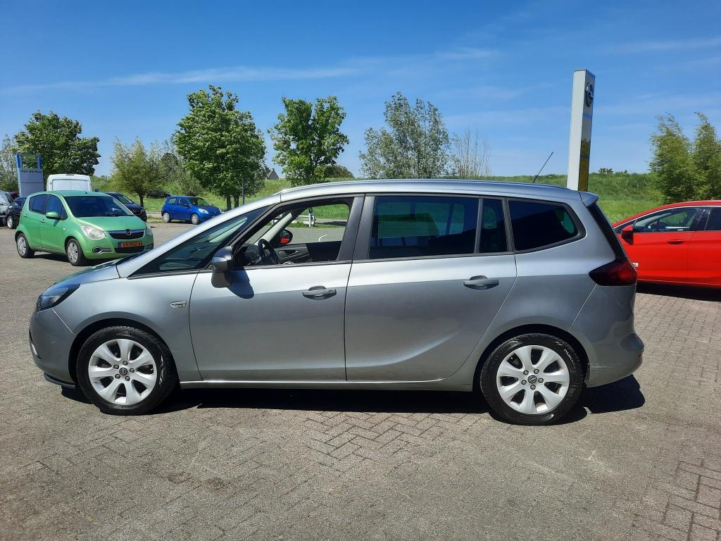 Opel Zafira 1.4i turbo cosmo | trekhaak | cruise control |
