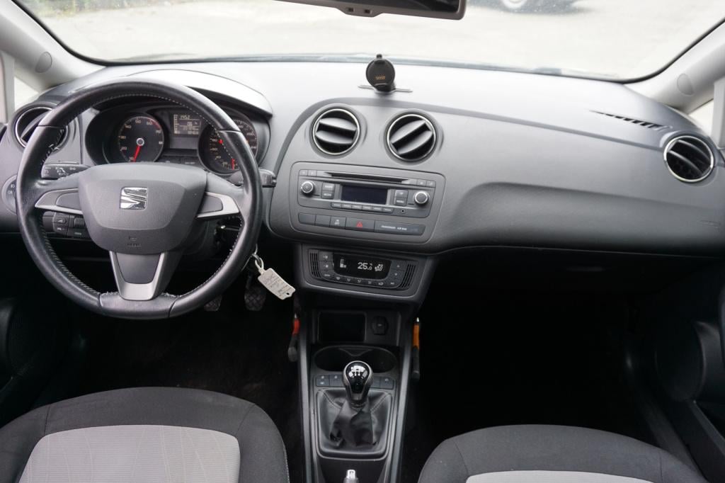 Seat Ibiza st 1.2 tsi style dynamic climate / cruise / elektr. ramen / park