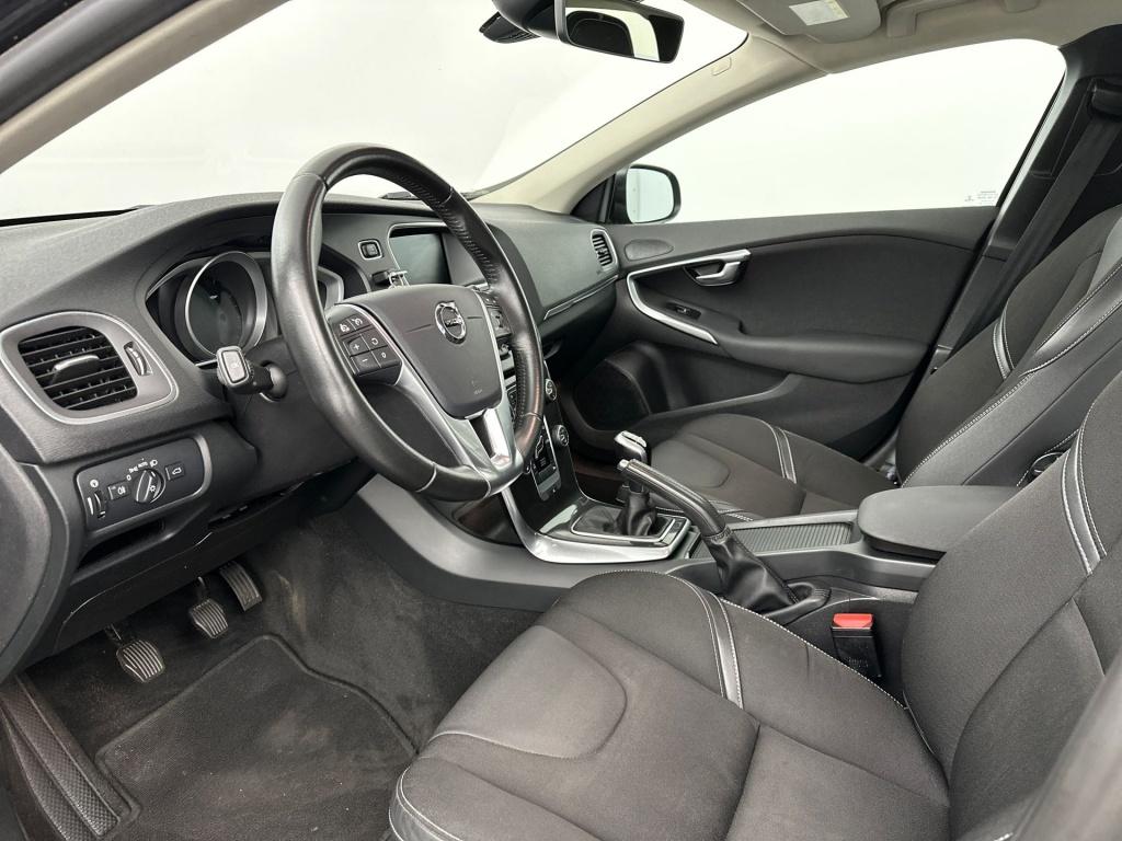 Volvo V40 t3 153pk nordic+ standkachel| navi| cruise| climate| oncall| 17''
