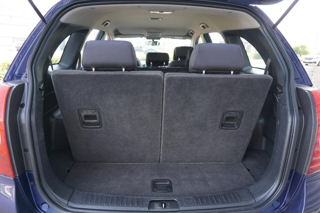 Chevrolet Captiva 2.4i style 2wd 7p airco / elektr. ramen / cruise / parkee