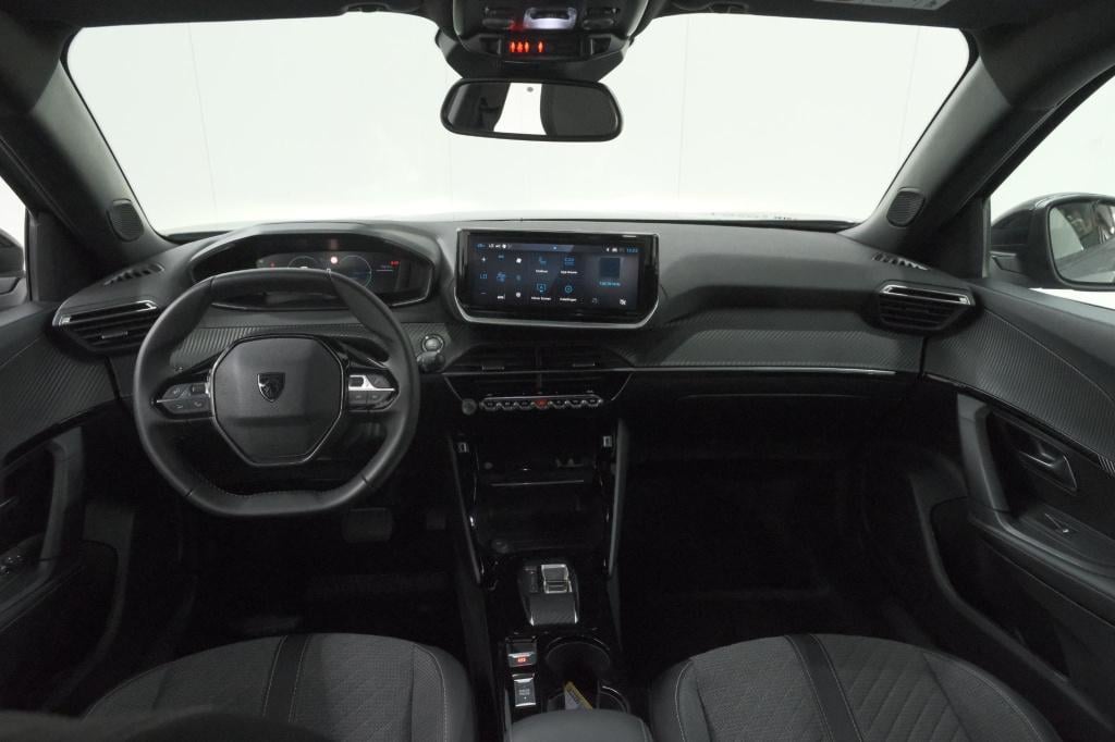 Peugeot E-2008 ev allure 54 kwh | 97,2% soh | 11 kw lader | apple carplay |