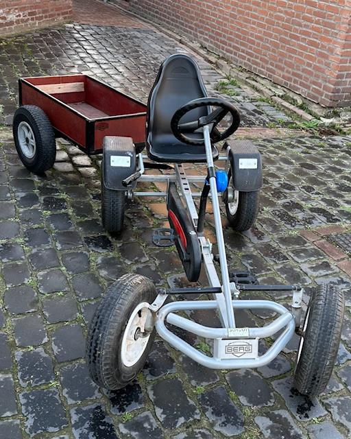 Berg Skelter met aanhangwagen