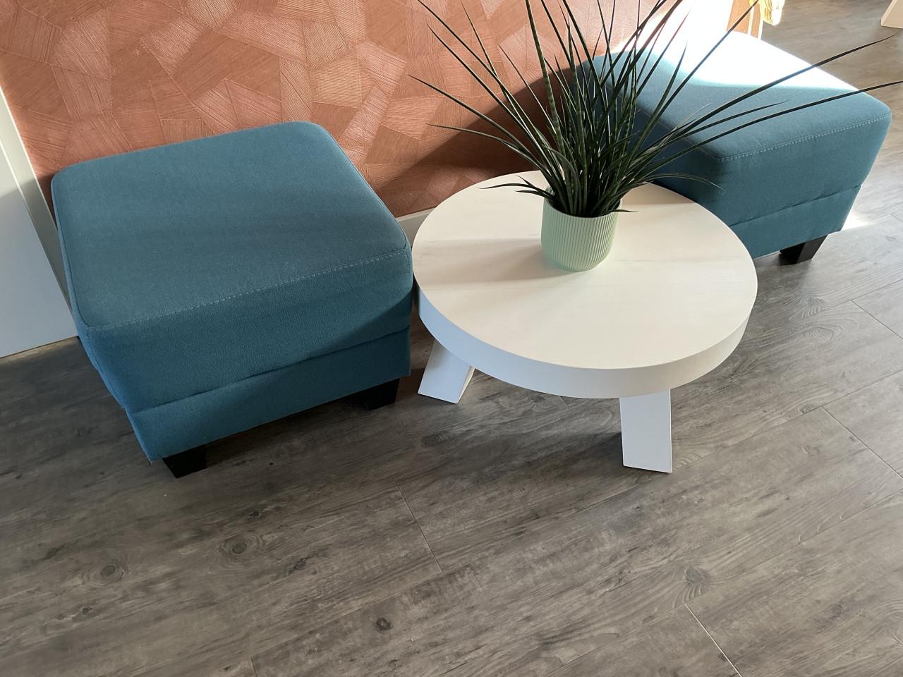 Salontafel  / bijzettafel