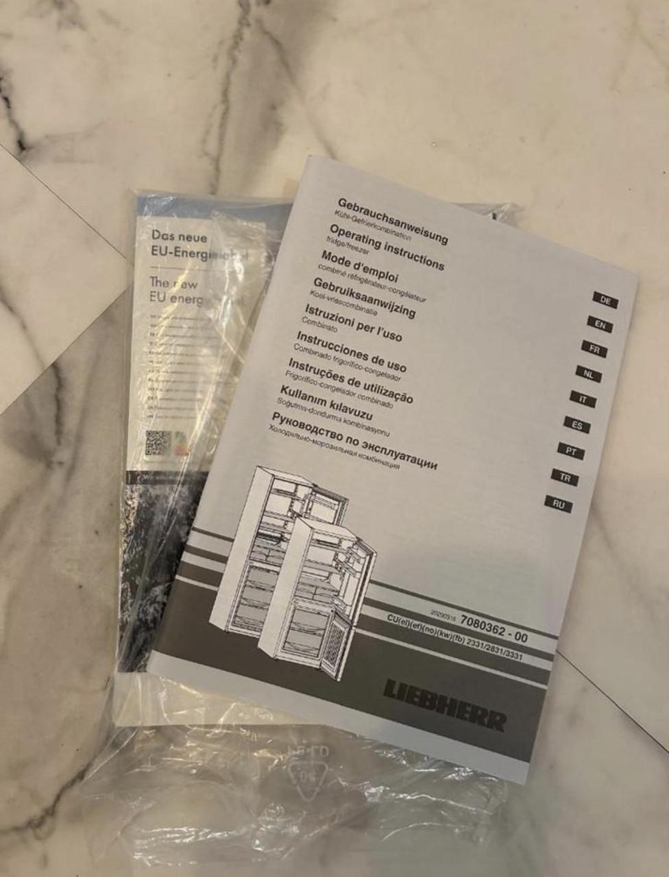 Liebherr A++ koel vries combinatie Koelkast vriezer 155x55 cm.