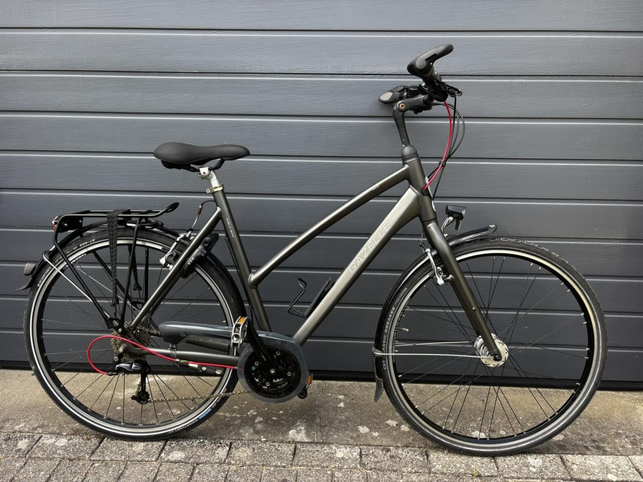 Prachtige Gazelle Vento Sportive dames- sportfiets D53 (27 versnellingen)