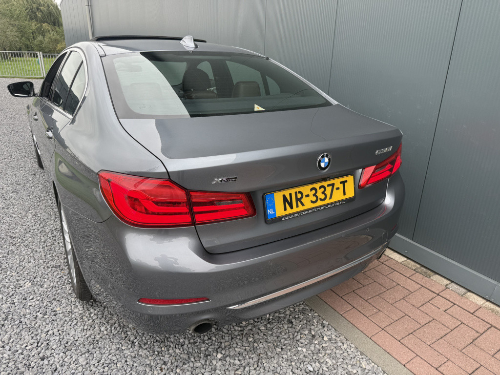 BMW 5 Serie 530i xdrive automaat high executive sedan