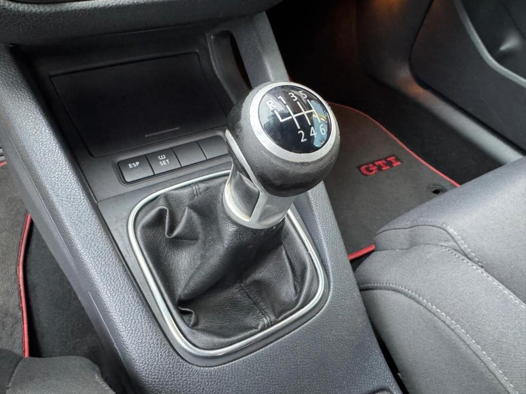 Volkswagen Golf 2.0 tfsi gti