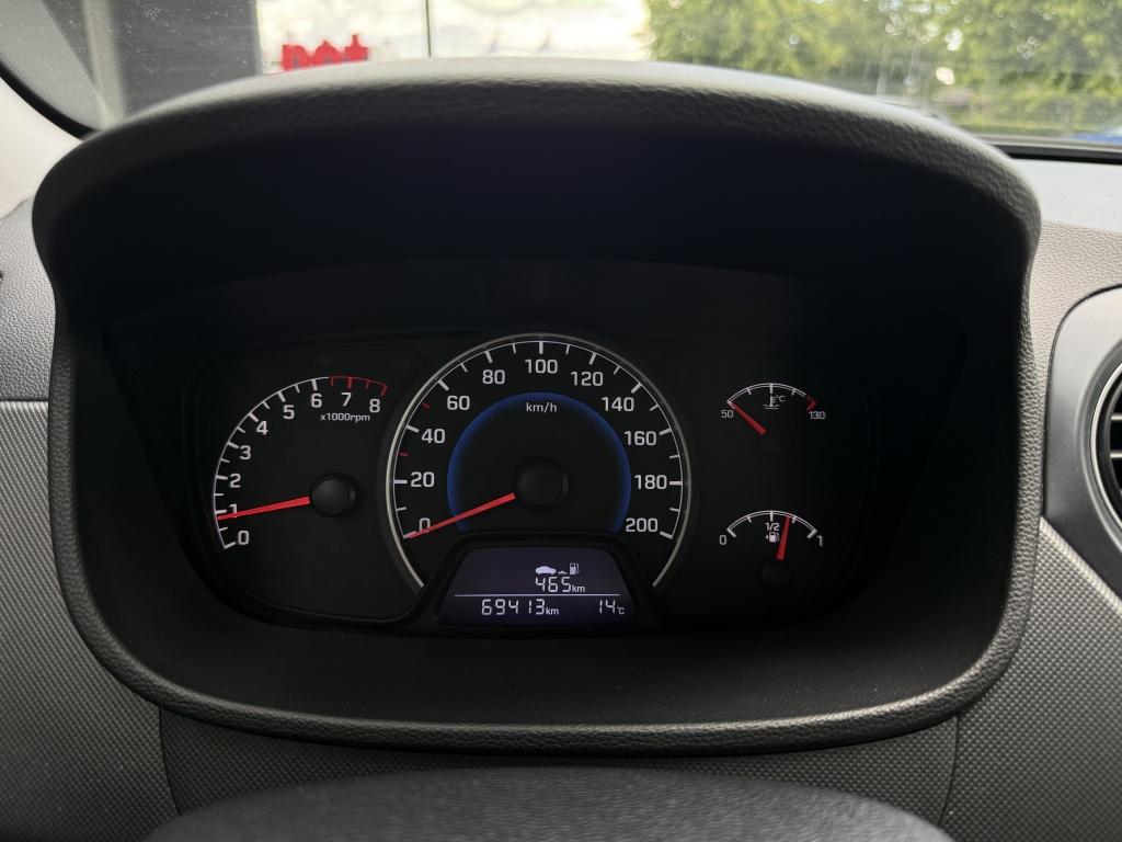 Hyundai I 10 1.0i go! - carplay - android auto - sportieve uitvoering -