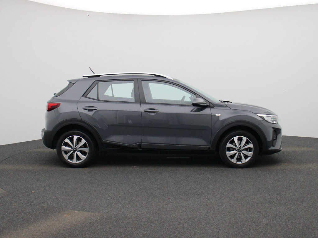 Kia Stonic 1.2 urban edition | lmv | parkeer sensoren | bluetooth | apple c