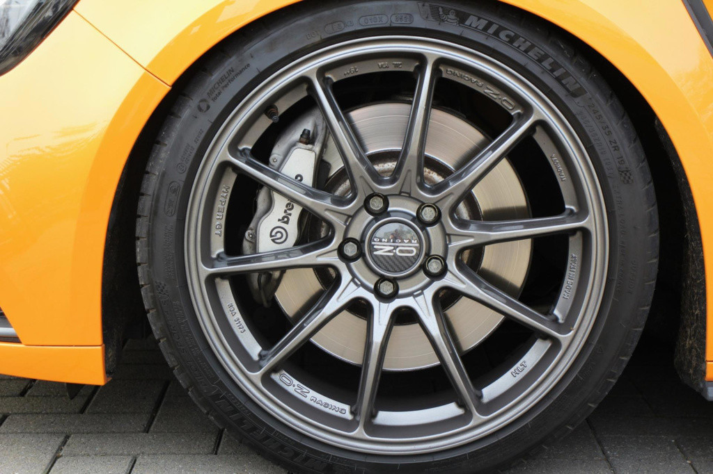 Renault Megane 1.8 tce 280 rs - kw v3 - carbon - custom uitlaat