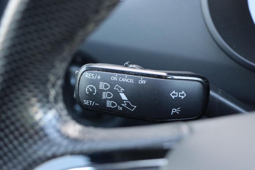 Skoda Octavia combi 1.0 tsi greentech business edition