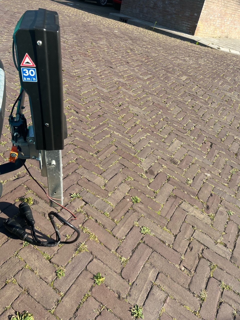 Elektrische fietsendrager met lift