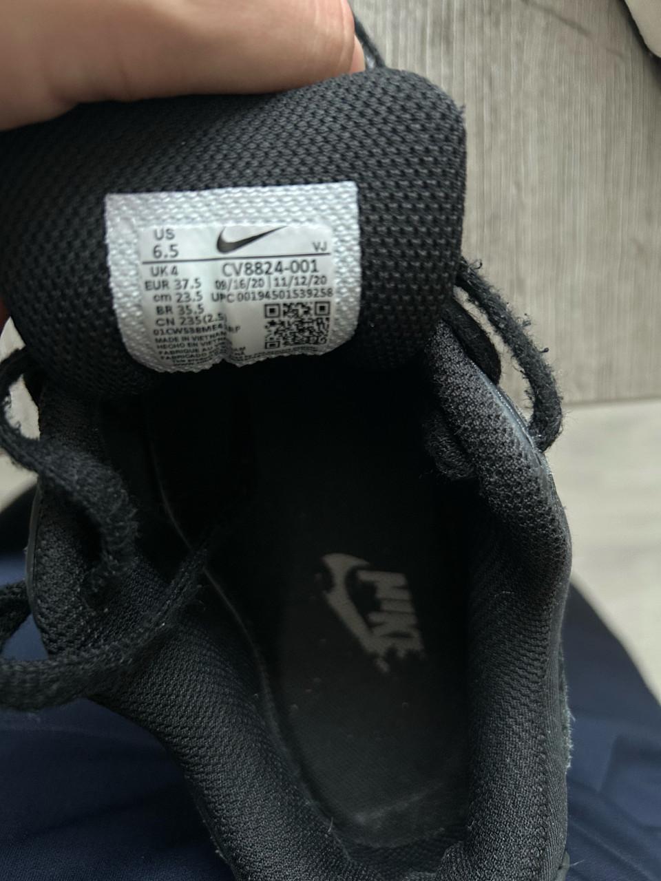 Nike Air Max 90 - Zwart 37.5 & Rood 38 - ZGAN