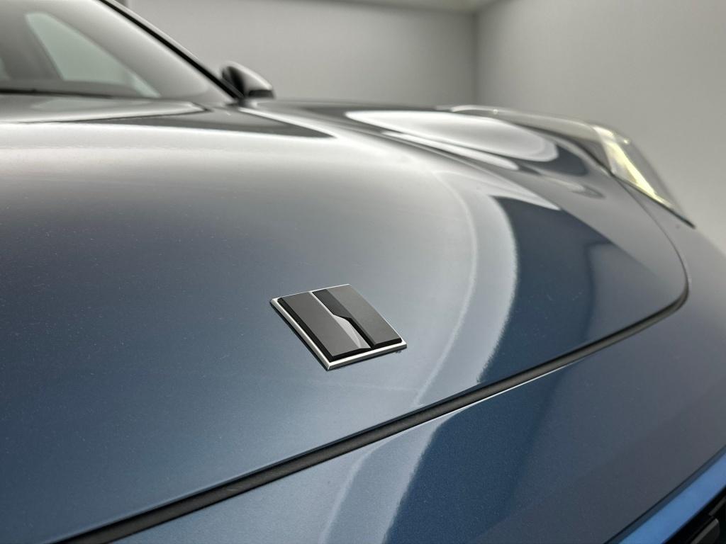Lynk & Co 01 262pk plug-in hybride| panodak| adap.cruise| 360camera| keyles