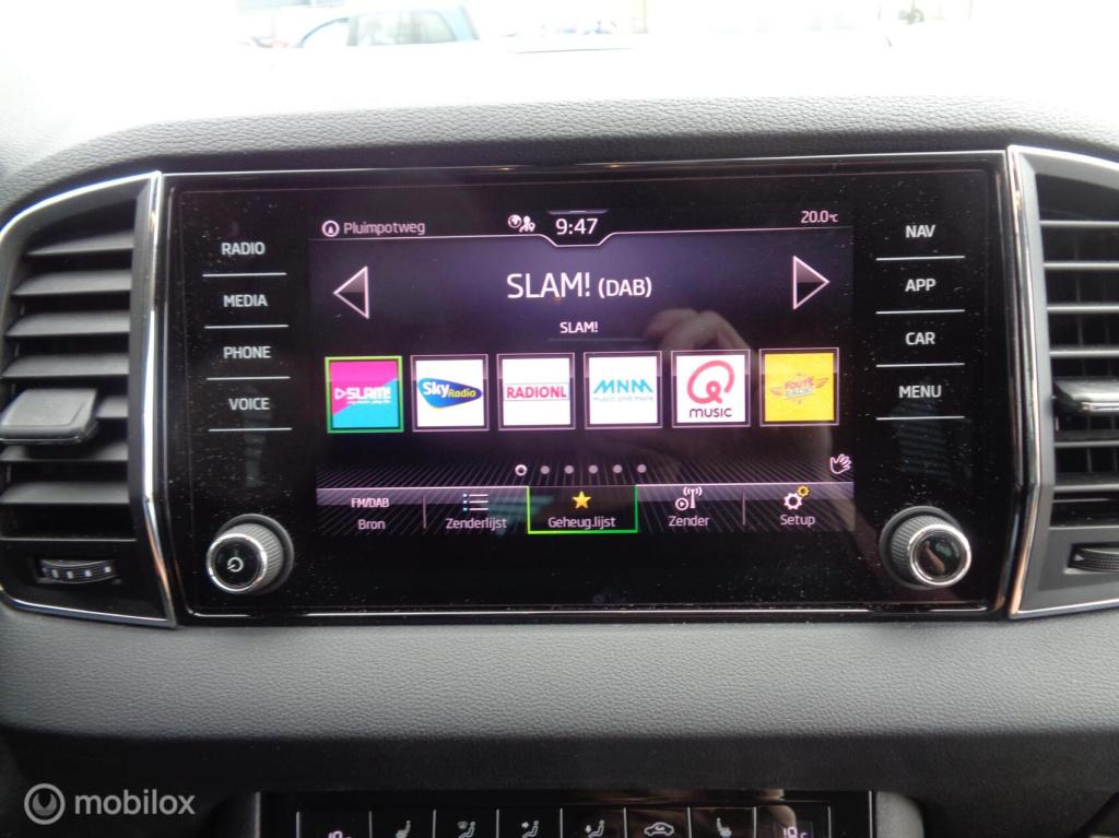 Skoda Karoq 1.0 tsi business edition/airco/stoel+stuur verw/full led/apple 