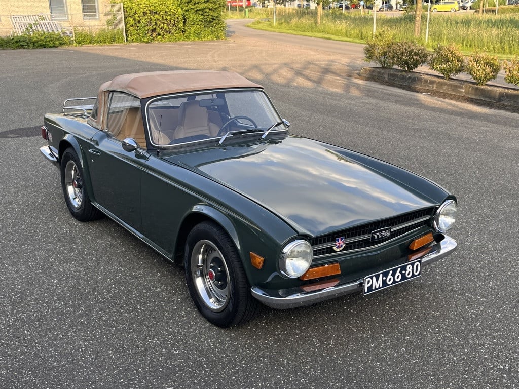 Triumph TR6 soft top