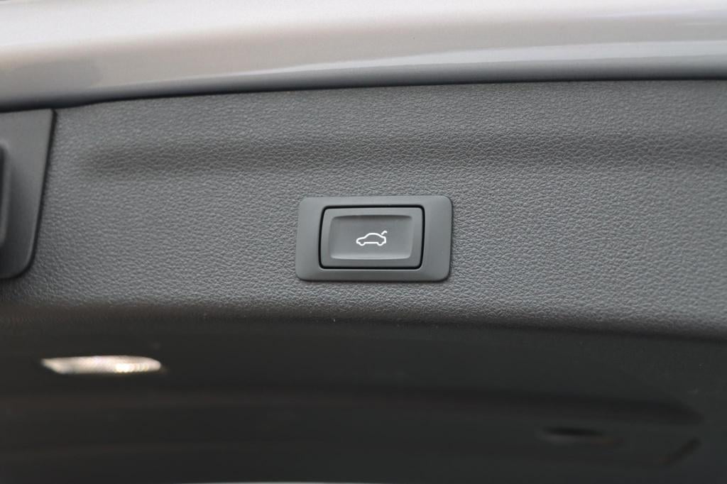 Audi A6 avant 55 tfsi e quattro competition 367pk s tronic | elektrische st