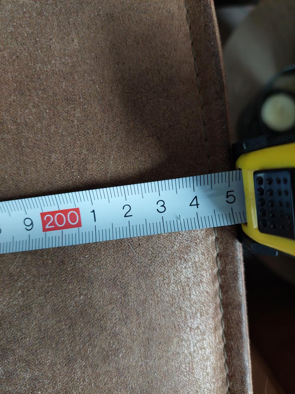 GRATIS  2x 3 persoonsbank cognackleur