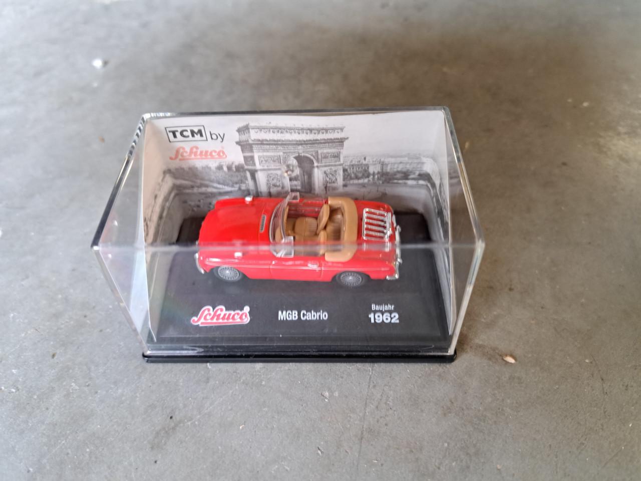 Modelauto MGB Cabrio 1962 1:72