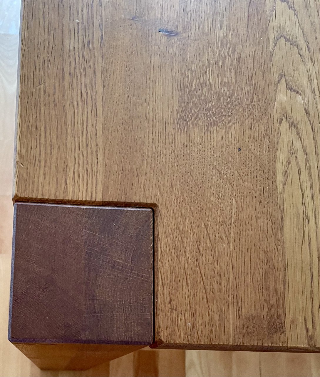 MASSIEF EIKEN EETTAFEL
