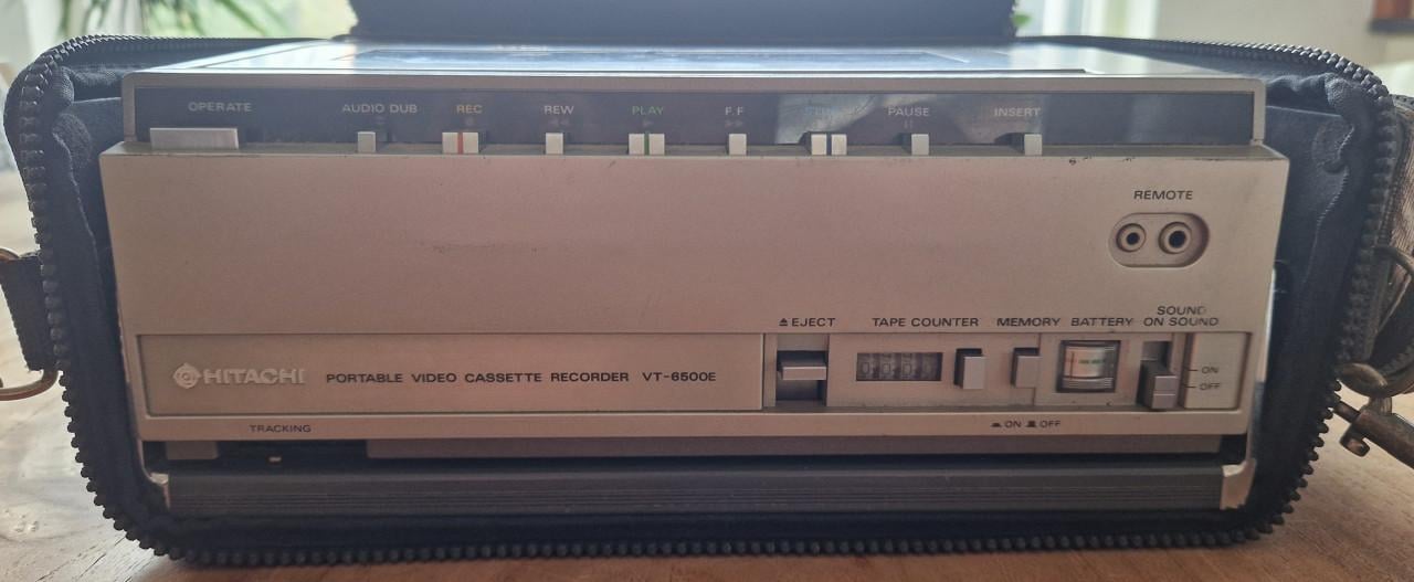 Hitachi VT-6500E Draagbare VHS Speler - Getest!