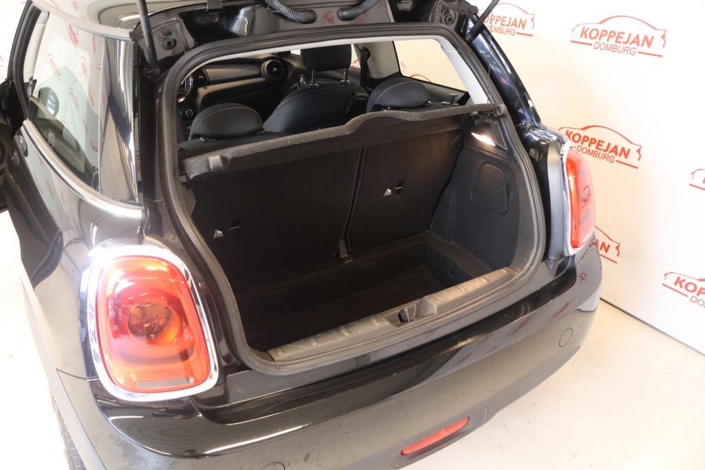 Mini 3-deurs 1.5 cooper nl auto, apple carplay, airco, lm wielen,