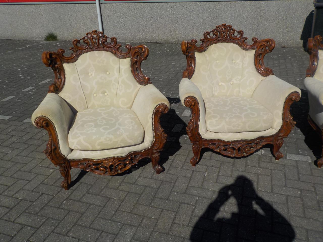 Mooie kwaliteit 3 + 1 + 1 zits in zeer goede staat