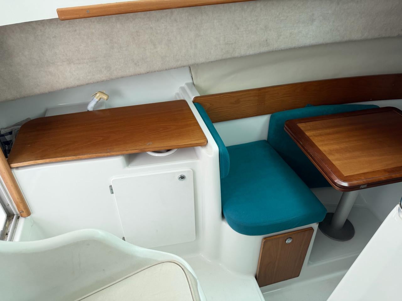 Jeanneau Merry Fisher 695 diesel sportvisboot en gezinsboot