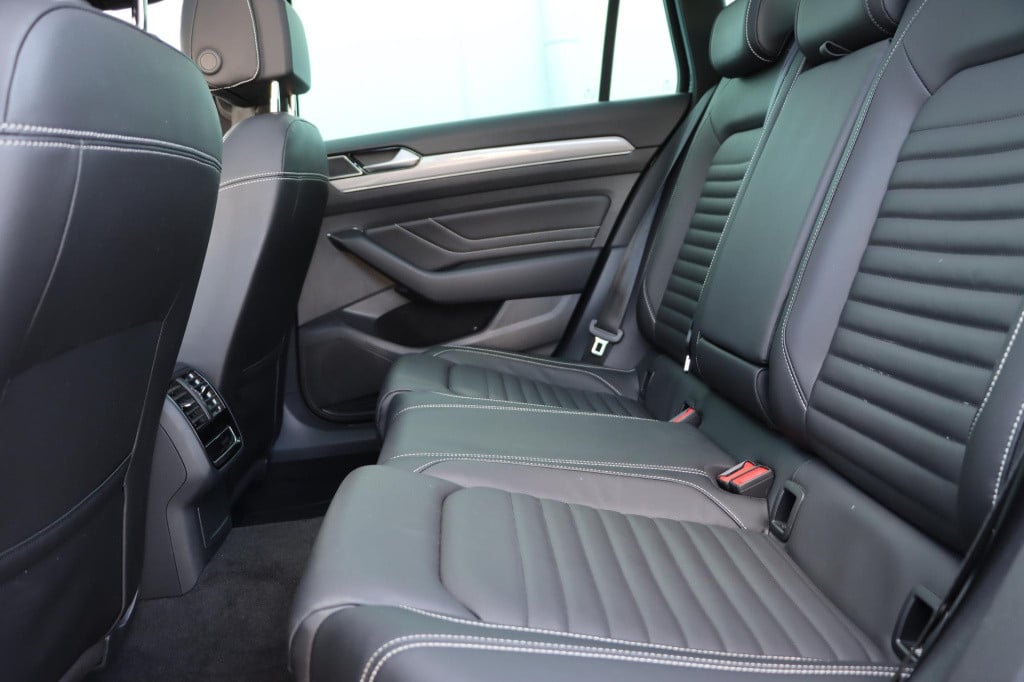 Volkswagen Passat variant 1.4 tsi phev gte business dsg 218pk